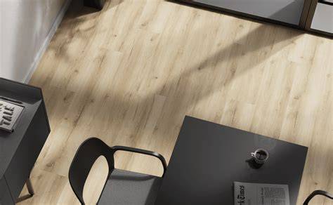 Rinkos palyginimas: laminatas, vinilinė danga, SPC