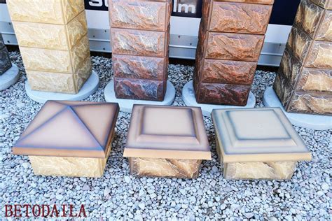 Blokeliai su skaldyto akmens imitacija tvorai