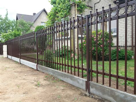 Pavyzdžiai tvoros spalvų