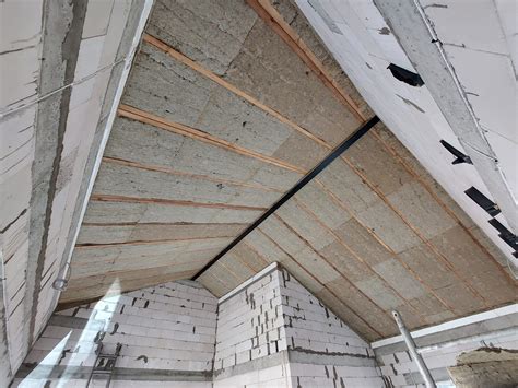 Stogo ir palėpės šiltinimas ekovata