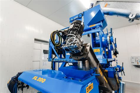 Gamykla su modernia įranga