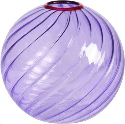 pilka_violetine_interjeras.jpg