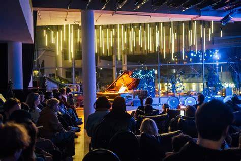 Klaipėdos muzikos festivalio vaizdas: senovės ir šiuolaikinės scenos sintezė