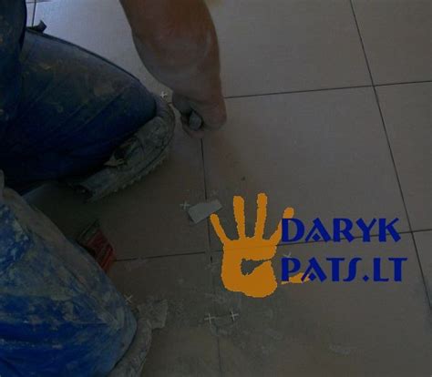 Glaistymas plytelių tarpų