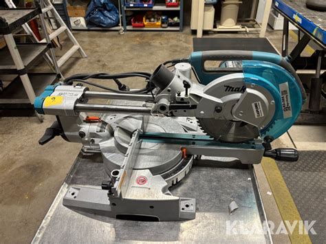 Infografika: Makita LS0815FL techninės charakteristikos ir triukšmo apsaugos principai