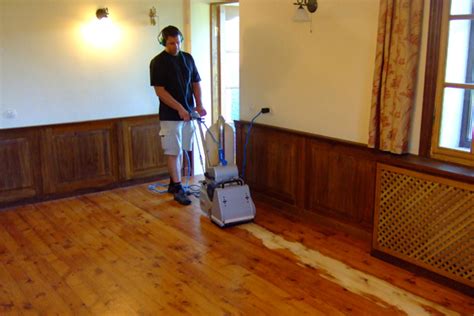 Grindų lentų klijavimo procesas