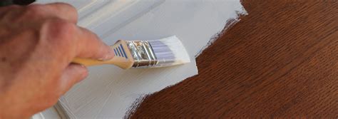 Baldų paviršiaus paruošimas dažymui