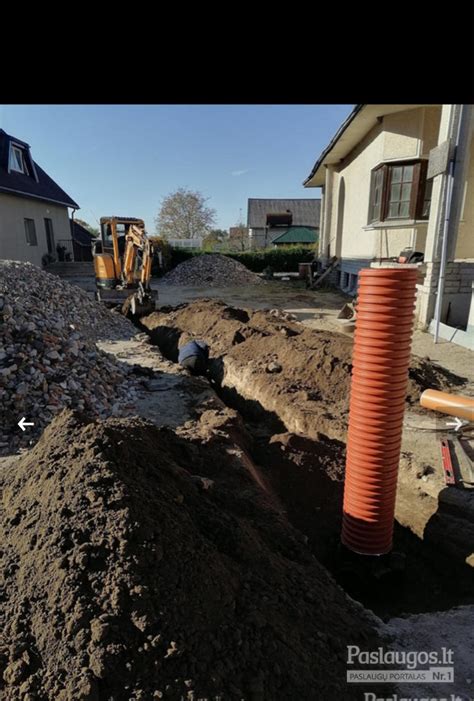 Lauko kanalizacijos tranšėjos paruošimas