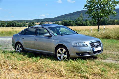 Audi_A6_C6_durų_juostos_pavyzdys