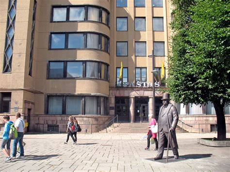Kauno centrinis atsarginių dalių sandėlis ir filialų tinklas