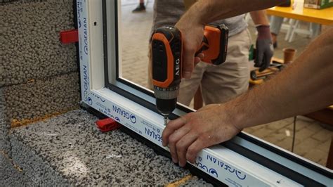 Išorinės hidroizoliacinės juostos montavimas prie lango