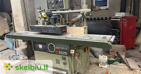 Įvairių tipų medžio apdirbimo staklės