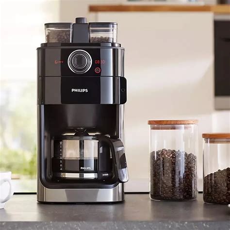 kavos_aparatas_grind_and_brew_hd7769_00_pav