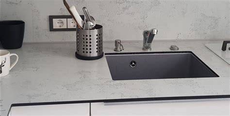 Compact HPL stalviršiai PURICELLI