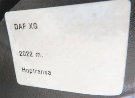 Oro paėmimo vamzdis ir oro įsiurbimo sistema schematiškai
