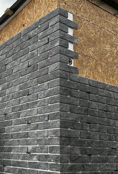 Fasadas su EJOT profiliais