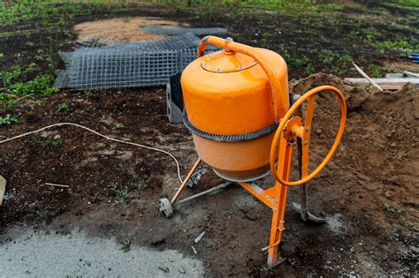 apsauginės priemonės naudojant betono maišyklę