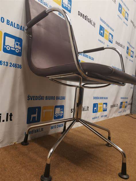 Mobilus/bus pavaizdavimas su ratų šasiais ir rėmu