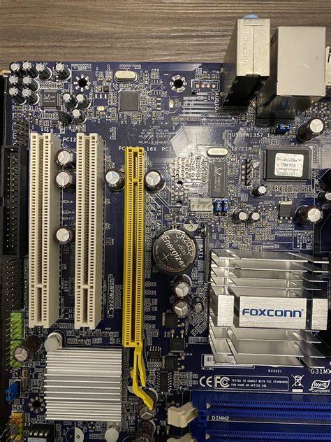 Foxconn N15235 plokštės išvaizdos schemos ir išdėstymo pavaizdavimas