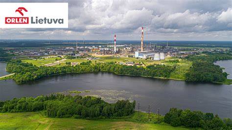 Gamyklos teritorija ir produktų ekspozicija