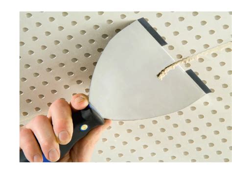 Siūlių glaistymas ir valymas