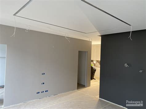 Virtuvės lubų dažymas