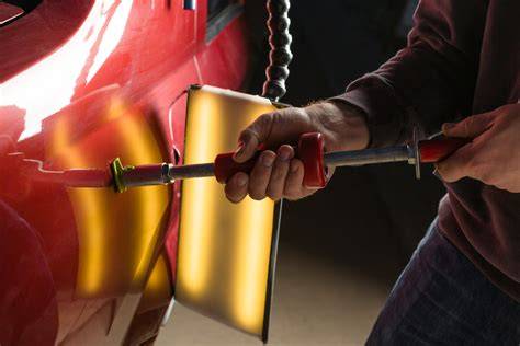 Infografika: kaip veikia Paintless Dent Repair (PDR)