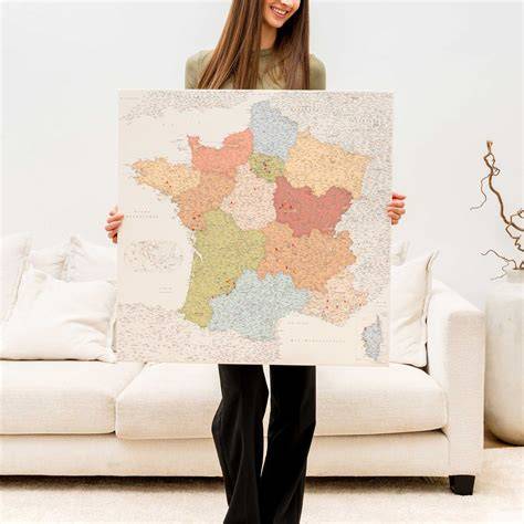 Infografika: Prancūzijos regionų žemėlapis su pagrindiniais miestais ir įdomybėmis