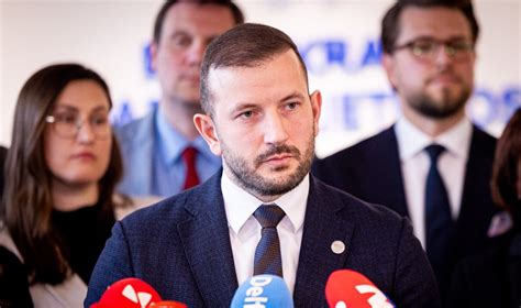 grūdėtosios mišinio dalies frakcijos