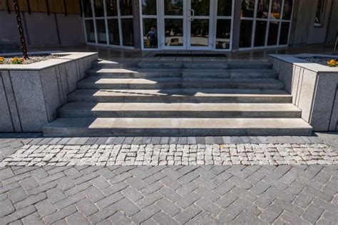 https://example.com/images/klinkerinės-lauko-laiptų-plyteles.jpg