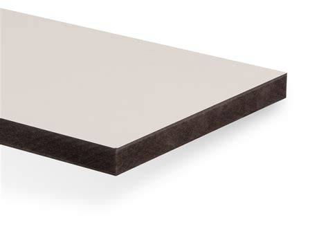 Primeboard paviršiaus „Xtreme High gloss“ - veidrodinis blizgesys