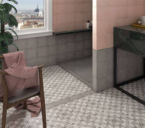 Art Nouveau įkvėptos plytelių kolekcijos pavyzdžiai