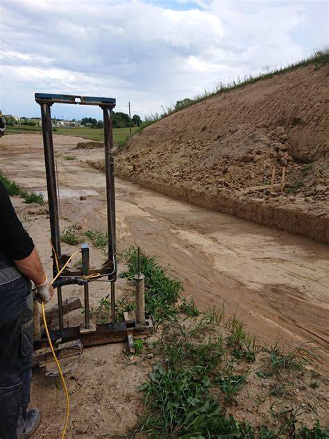 Grunto tyrimų proceso iliustracija