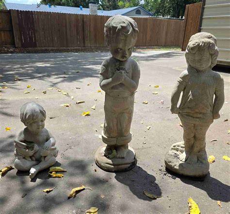 Decorative concrete statues and garden figures