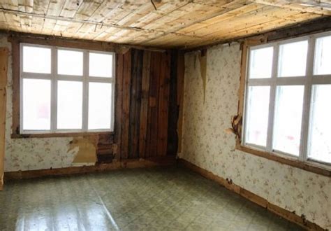 Nuotraukos prieš ir po renovacijos iš projekto Pagiriuose