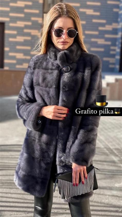 Audinės kailio gaminiai skirtingais stiliais