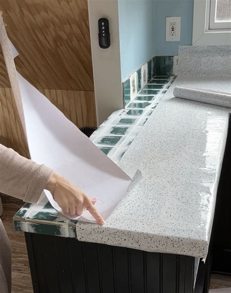 https://example.com/images/ceramic-tile-counter.jpg