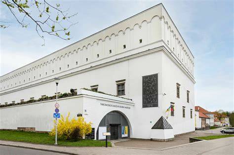 Asfalto piešinių galerija: spalvos ir dizaino įvairovė