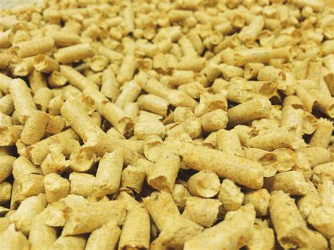 Granulių techninės charakteristikos: dydis, tankis, drėgmė, pelenų kiekis