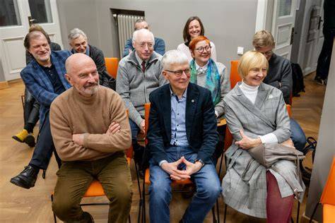 Baltijos šalių ir lietuvių išeivijos kultūrinės atminimo lentos Migracijos muziejuje Adelaidėje