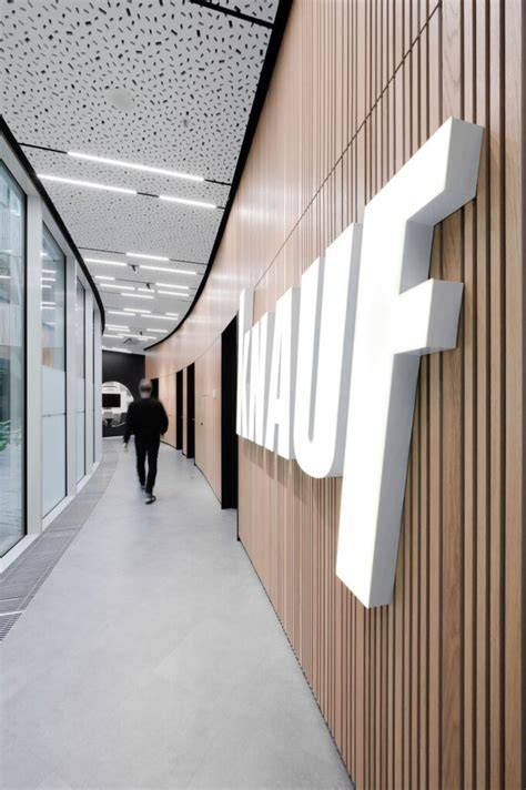KNAUF biuras interjeras: perforuotos lubos Contur