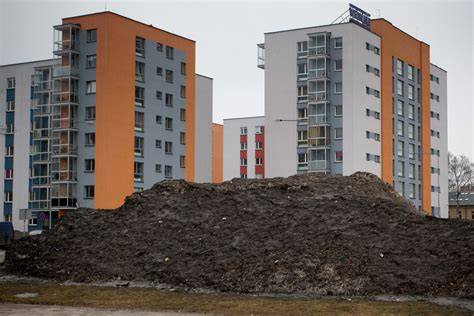 Infografika: Apdailos tipų palyginimas ir 100 proc. baigtumo sąveika