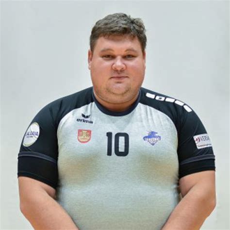 Kartojamas paveikslėlis: Gintaras Cibulskis - karjeros trajektorija