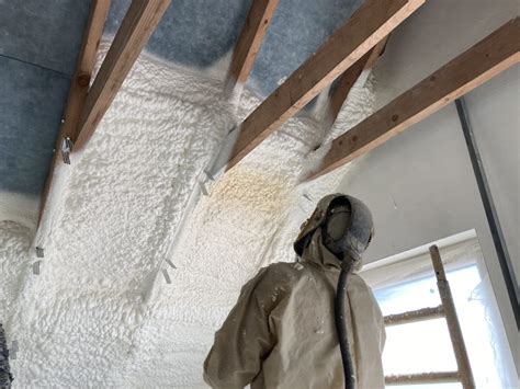 Šiltinimo medžiagos - ekovata, termoputa, poliuretano putos