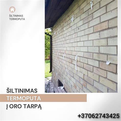 Oro tarpo šiltinimas termoputomis schematinė išvada: įrėžtos skylės plytų sienoje, pripildymas puta iki užpildymo taško