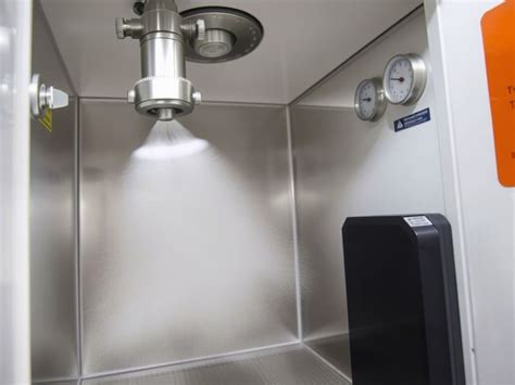 Druskos purškimo bandymo parametrų įtaka