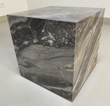Didelio formato slabų pavyzdžiai 120x280 cm ir 120x320 cm.