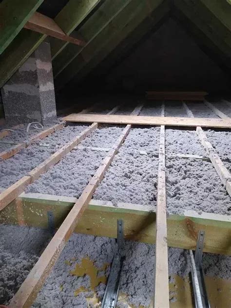 Perdangos šiltinimas biria vata naudojant specialią įrangą