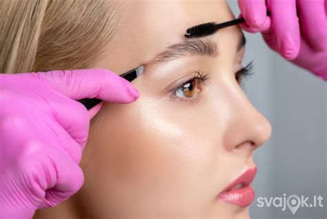 Faneros sluoksninė sandara ir kryžminis laminavimas