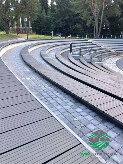 Vizualizacijos grafikas: betoninių suoliukų baldų įvairovė ir WPC apipavidalinimo galimybės